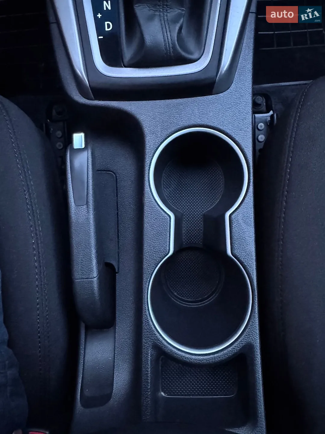 2015 Hyundai Elantra - мініатюра 39