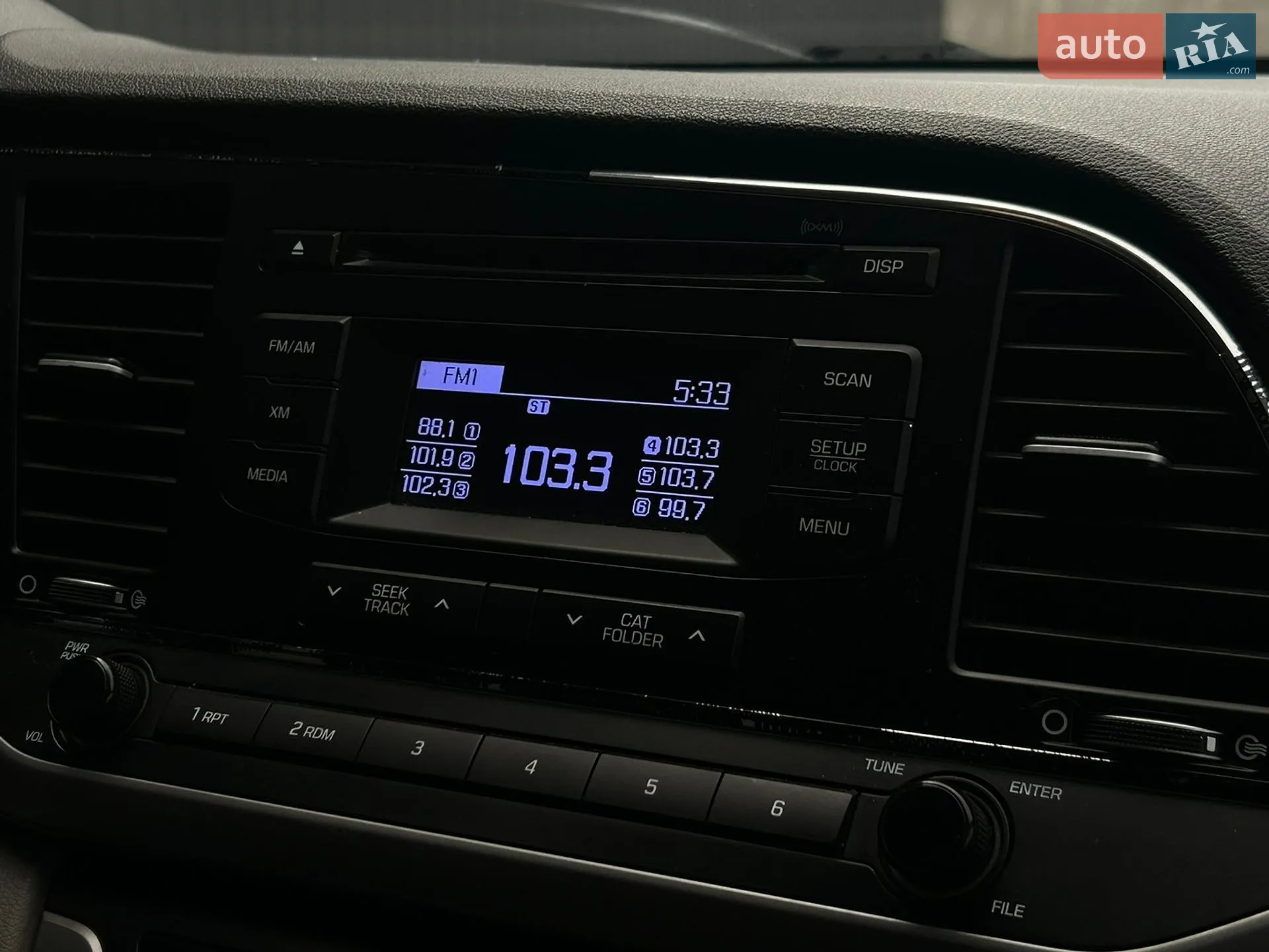 2016 Hyundai Elantra - мініатюра 13