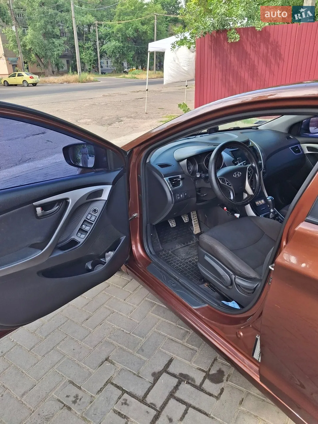 2013 Hyundai Elantra - мініатюра 10