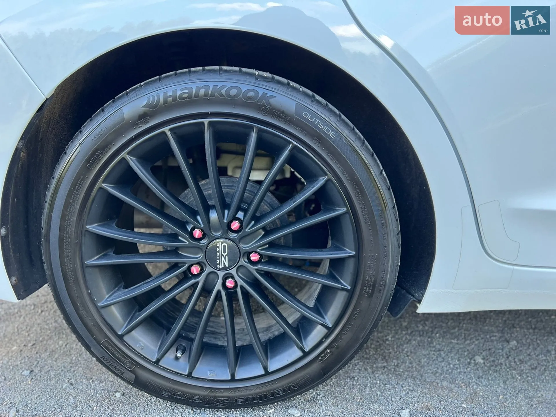 2017 Hyundai Elantra - мініатюра 25