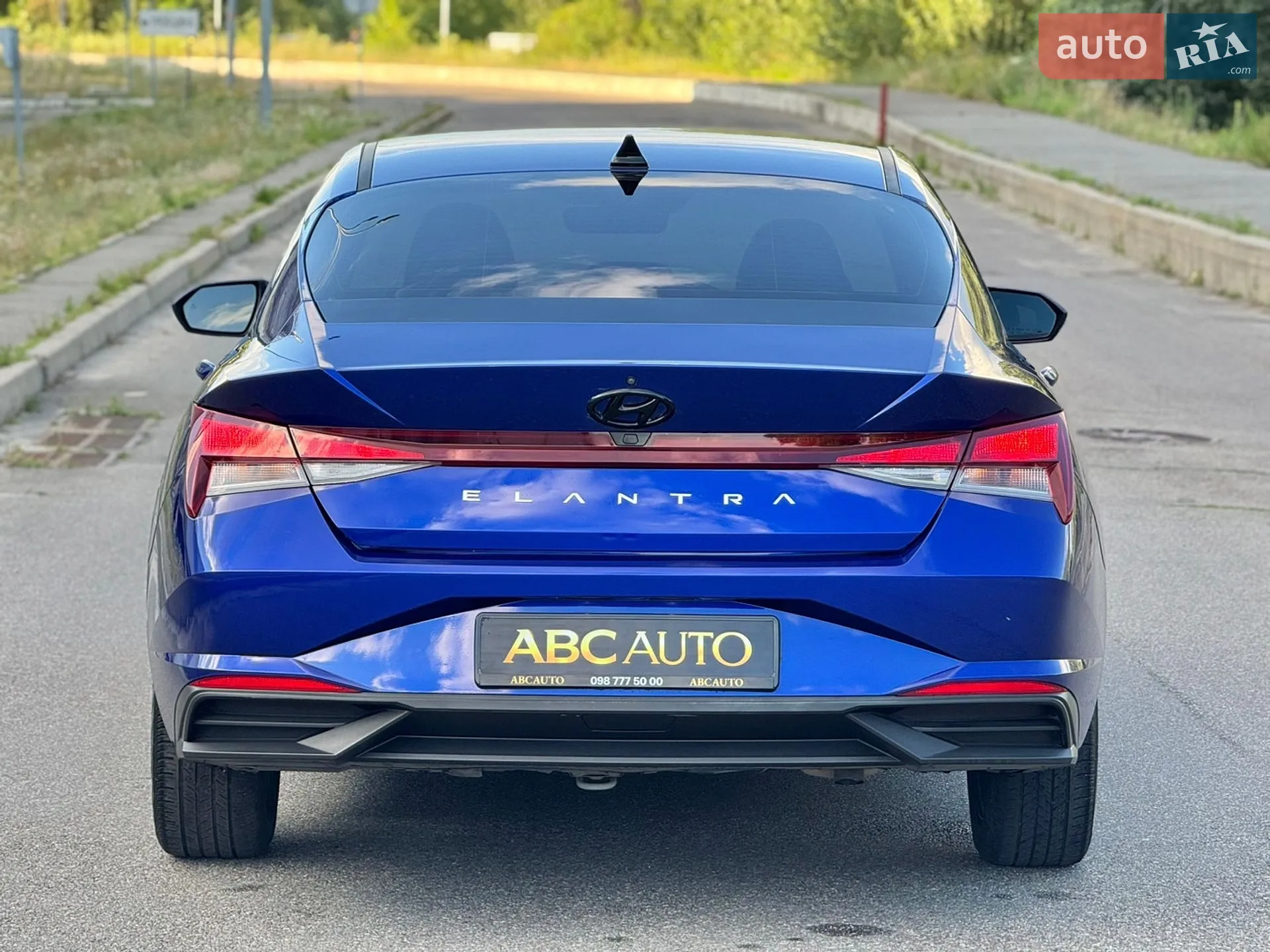 2021 Hyundai Elantra - мініатюра 4