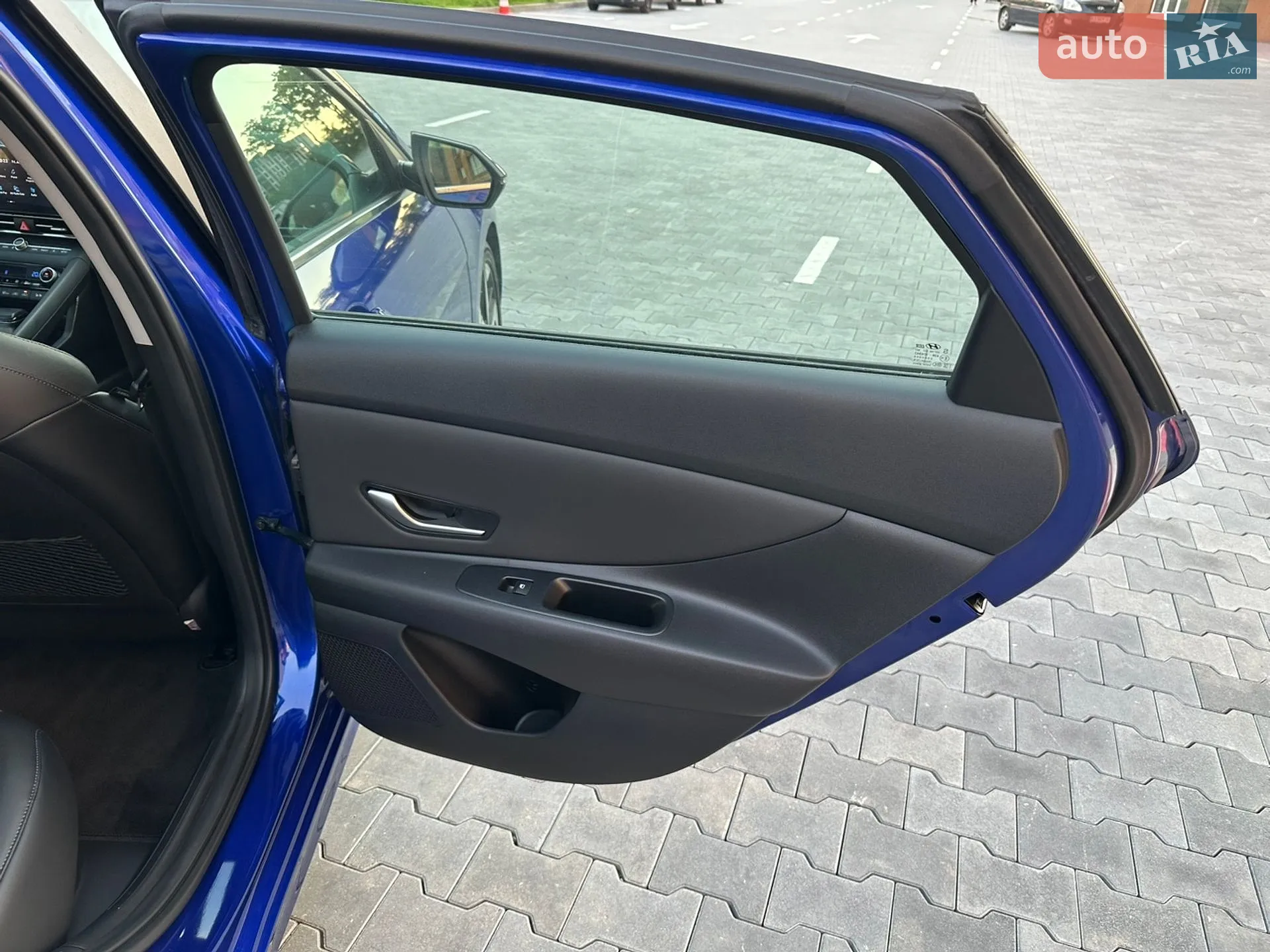 2023 Hyundai Elantra - мініатюра 23