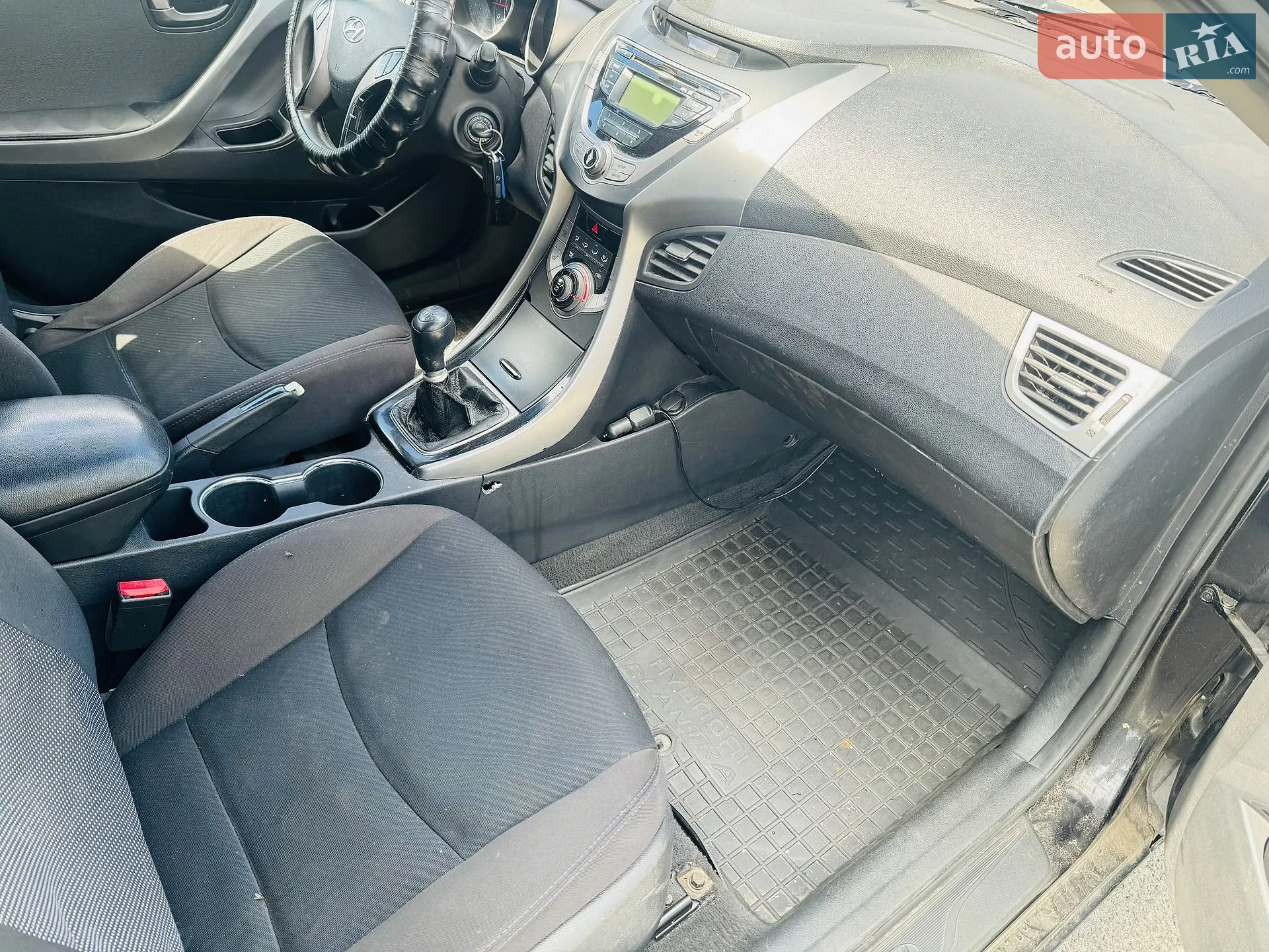 2013 Hyundai Elantra - мініатюра 9