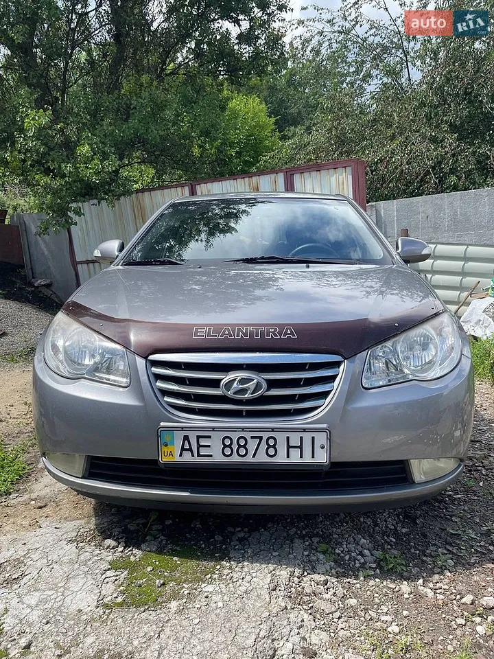 2010 Hyundai Elantra - мініатюра 19