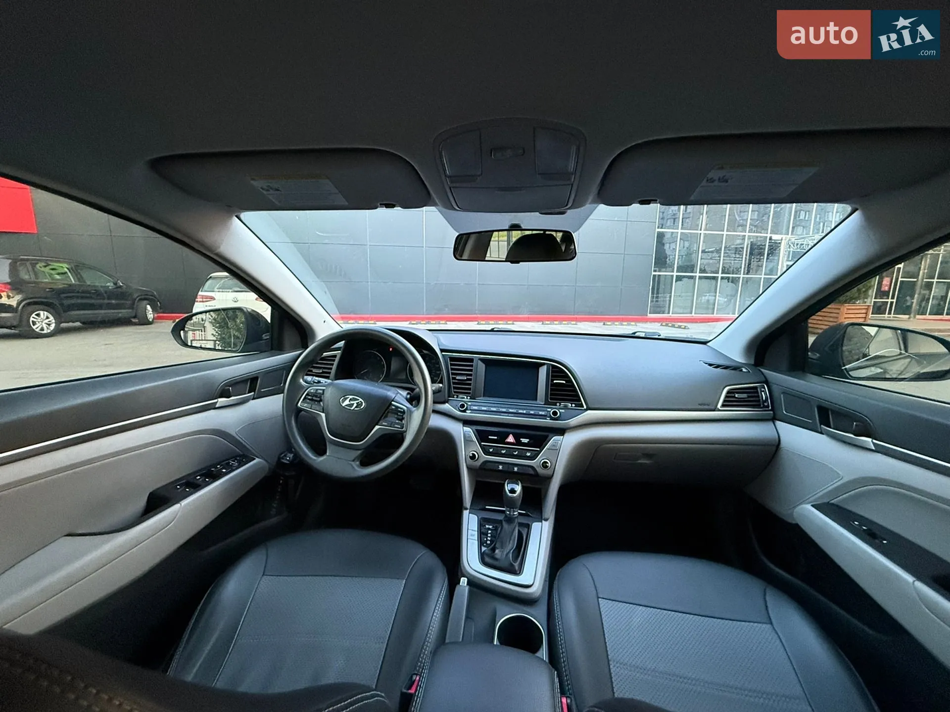 2016 Hyundai Elantra - мініатюра 23