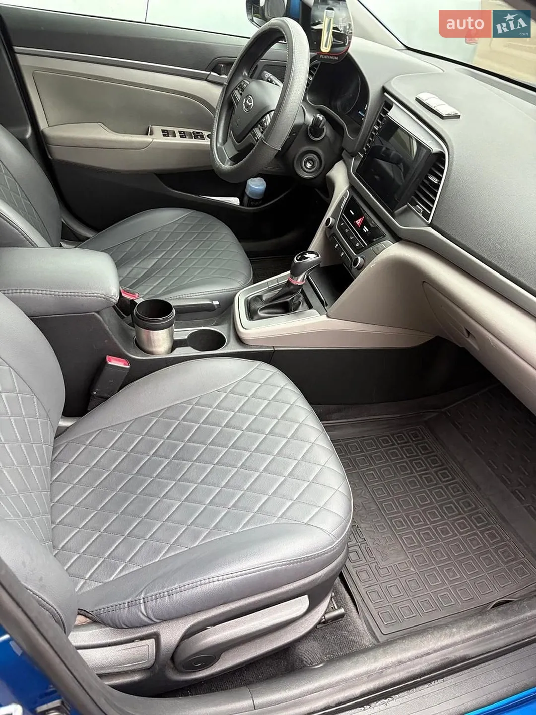 2017 Hyundai Elantra - мініатюра 5