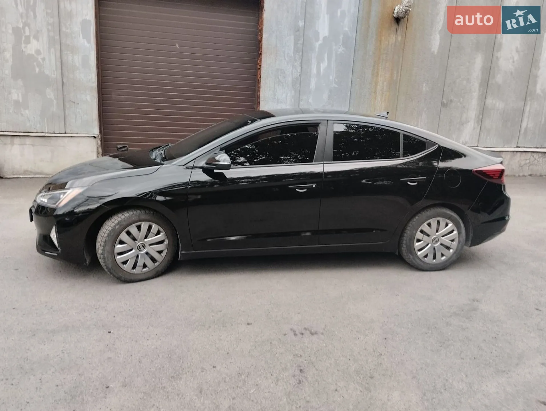 2019 Hyundai Elantra - мініатюра 9