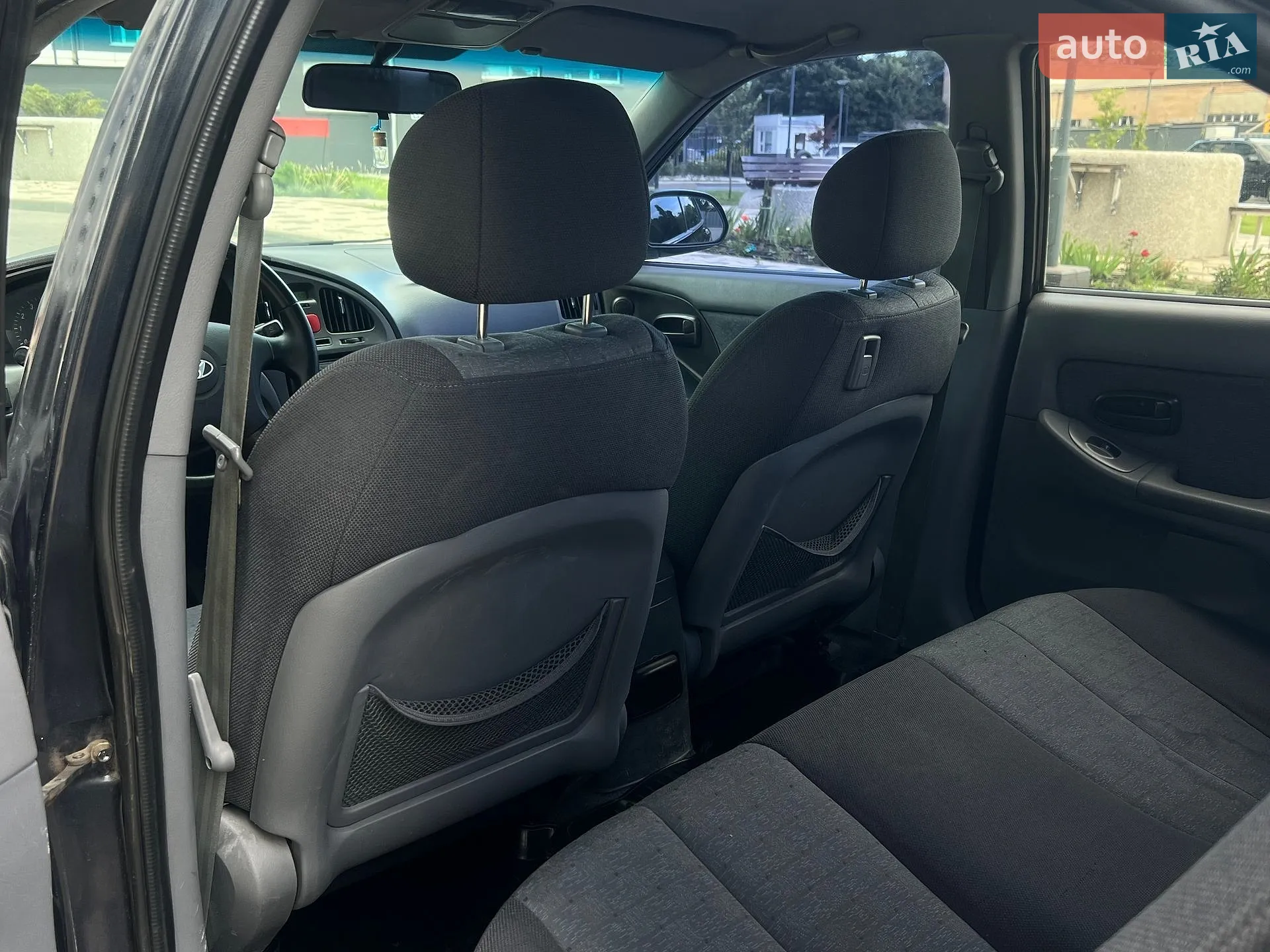 2010 Hyundai Elantra - мініатюра 24
