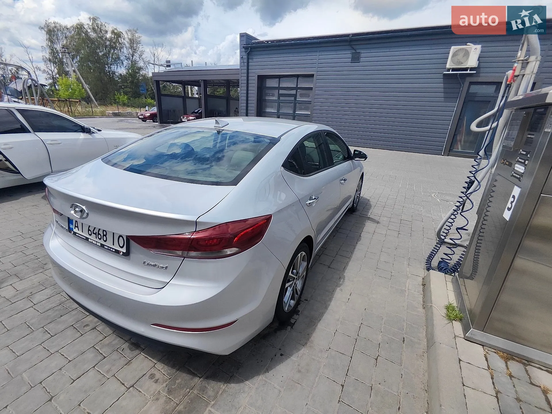 2017 Hyundai Elantra - мініатюра 4