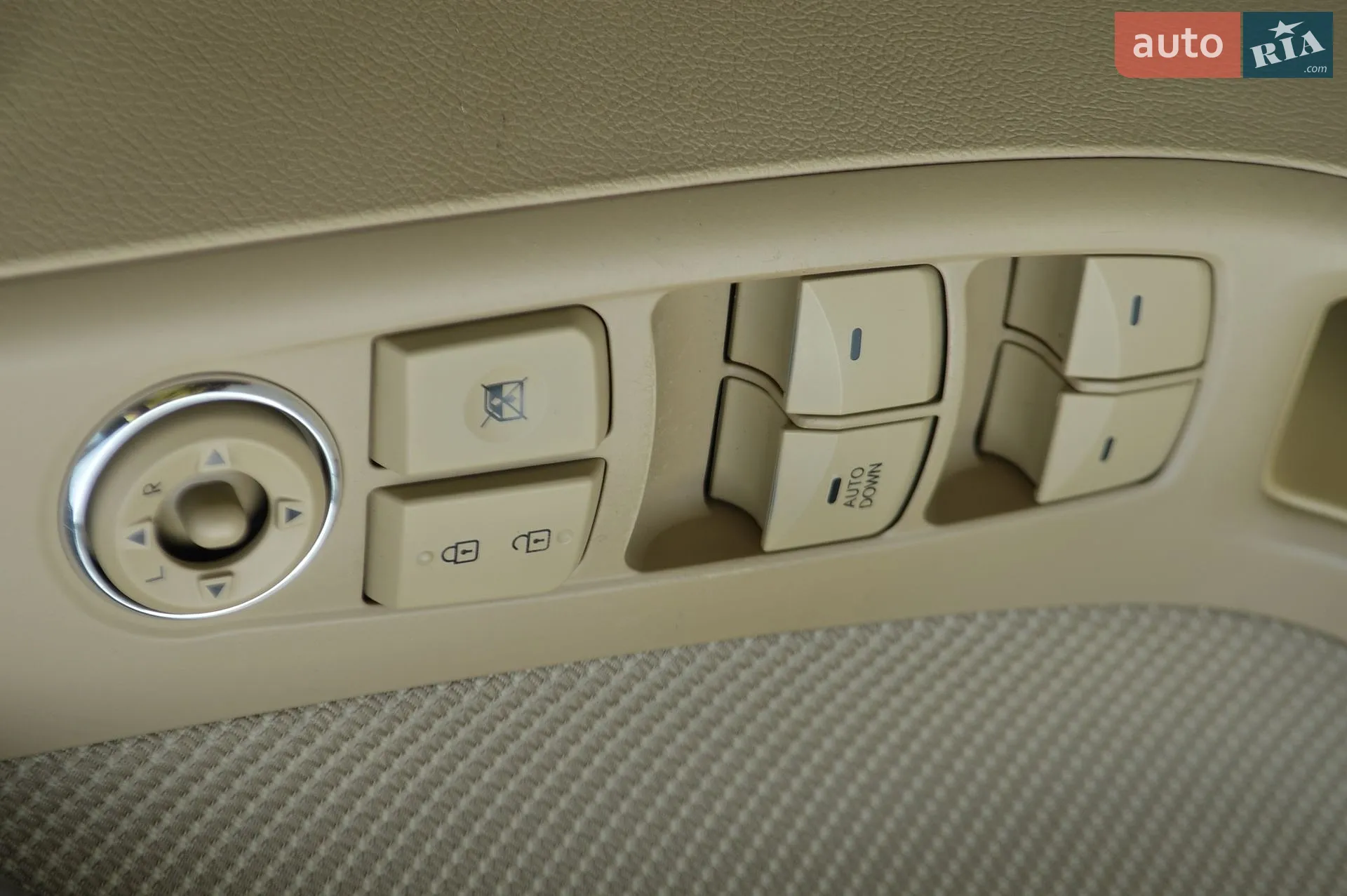 2012 Hyundai Elantra - мініатюра 20