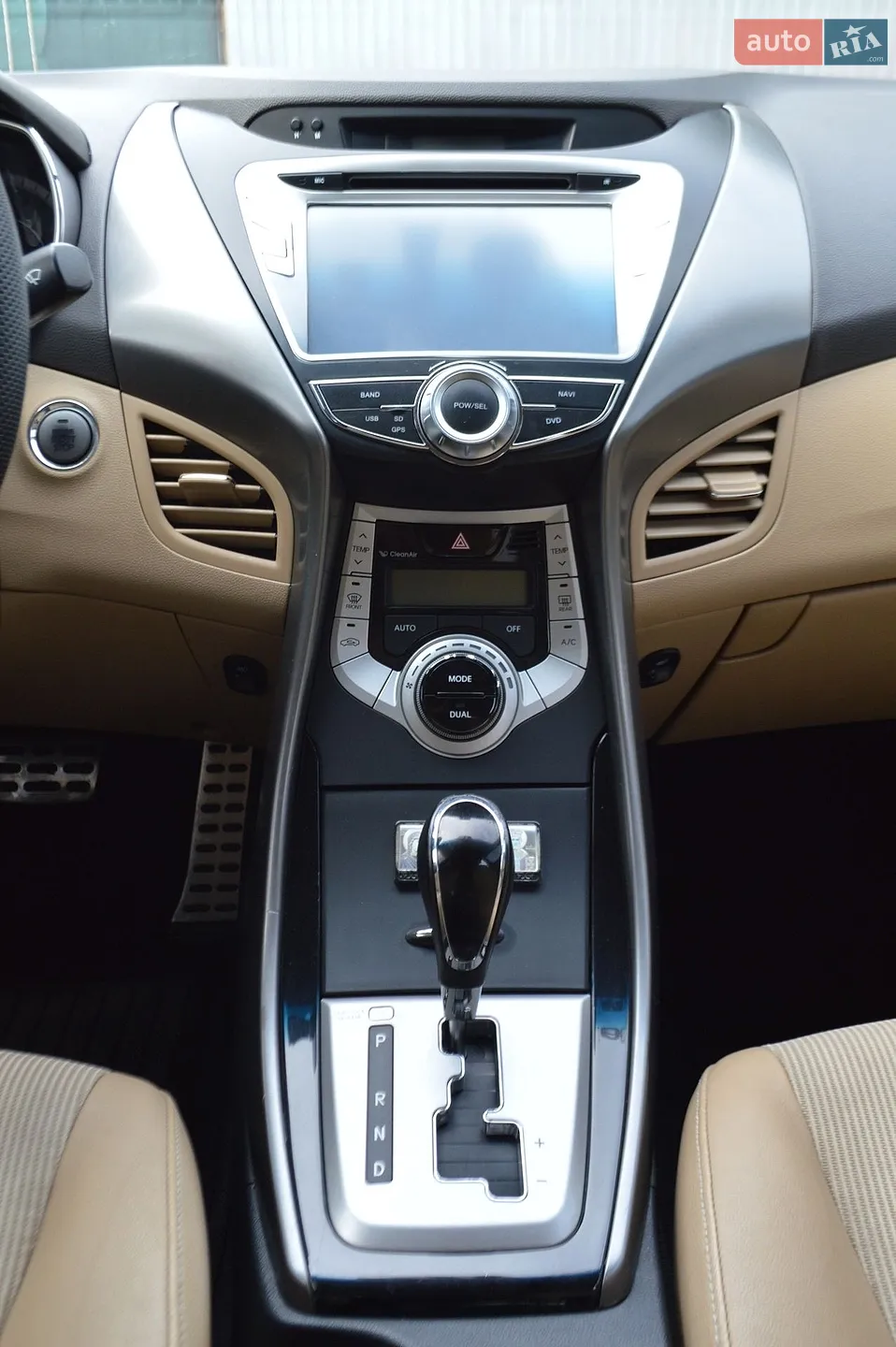 2012 Hyundai Elantra - мініатюра 18