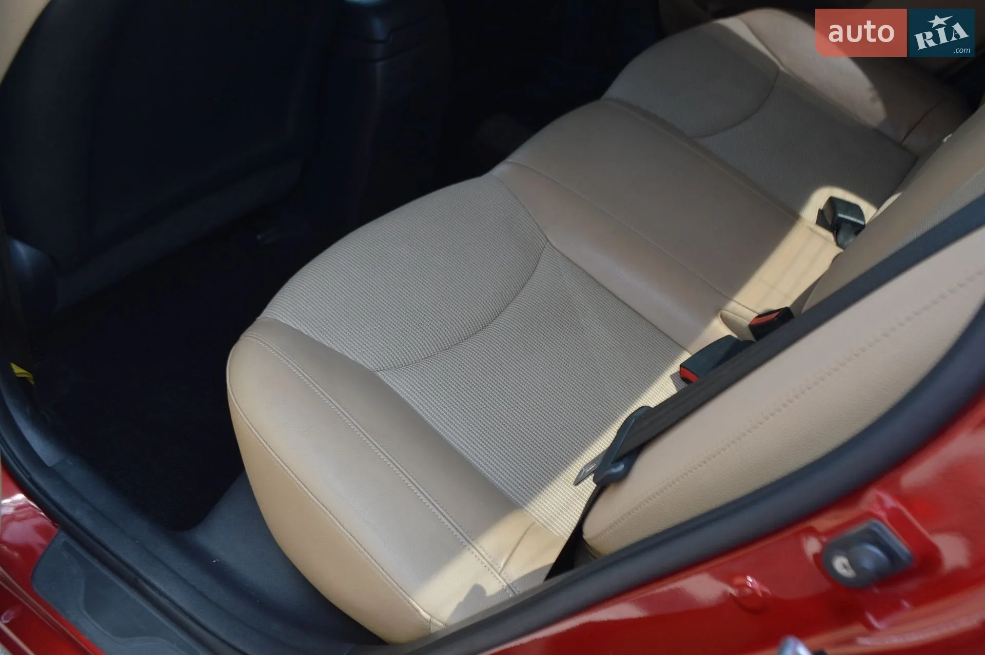 2012 Hyundai Elantra - мініатюра 24