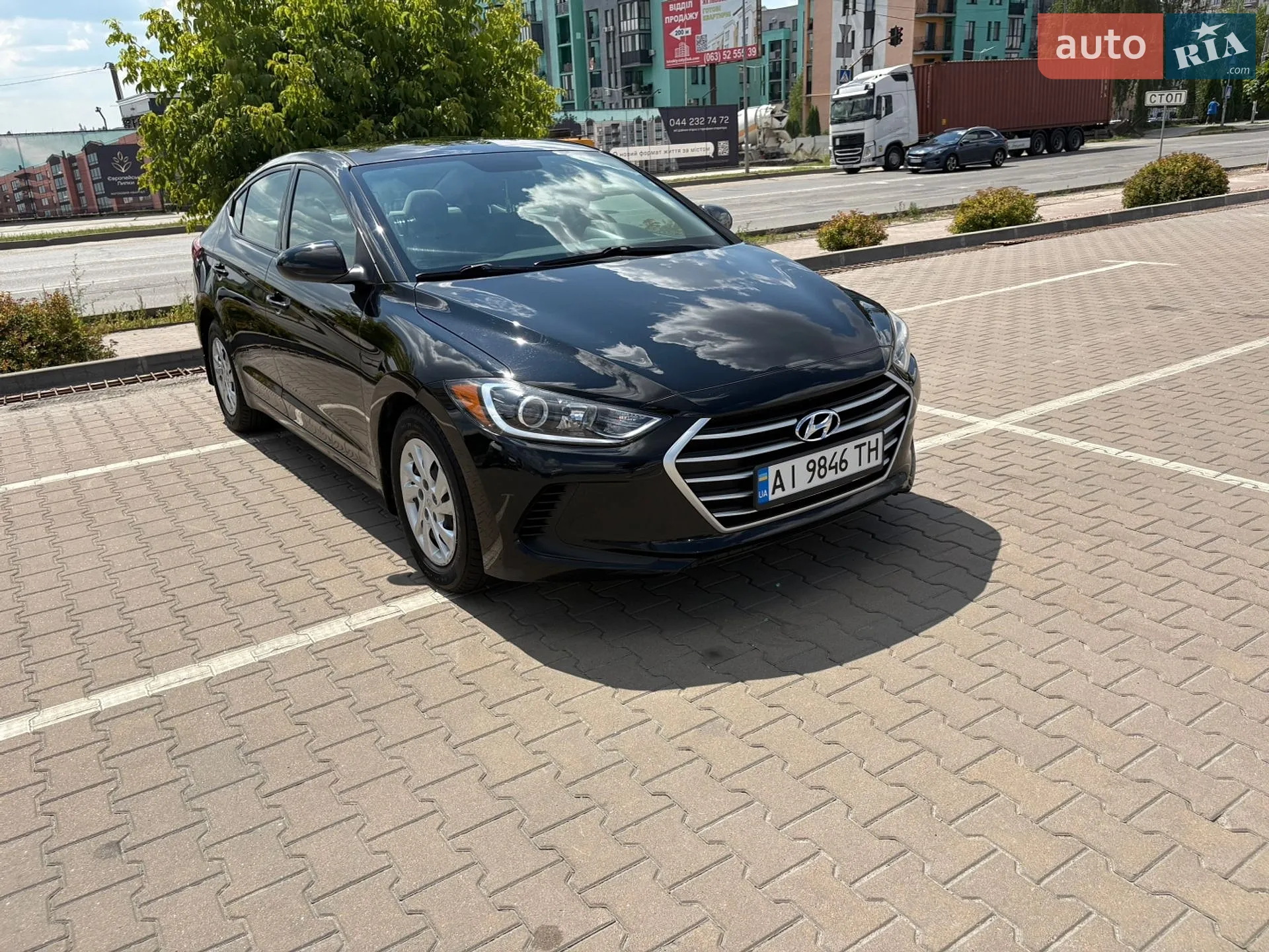 2018 Hyundai Elantra - мініатюра 10