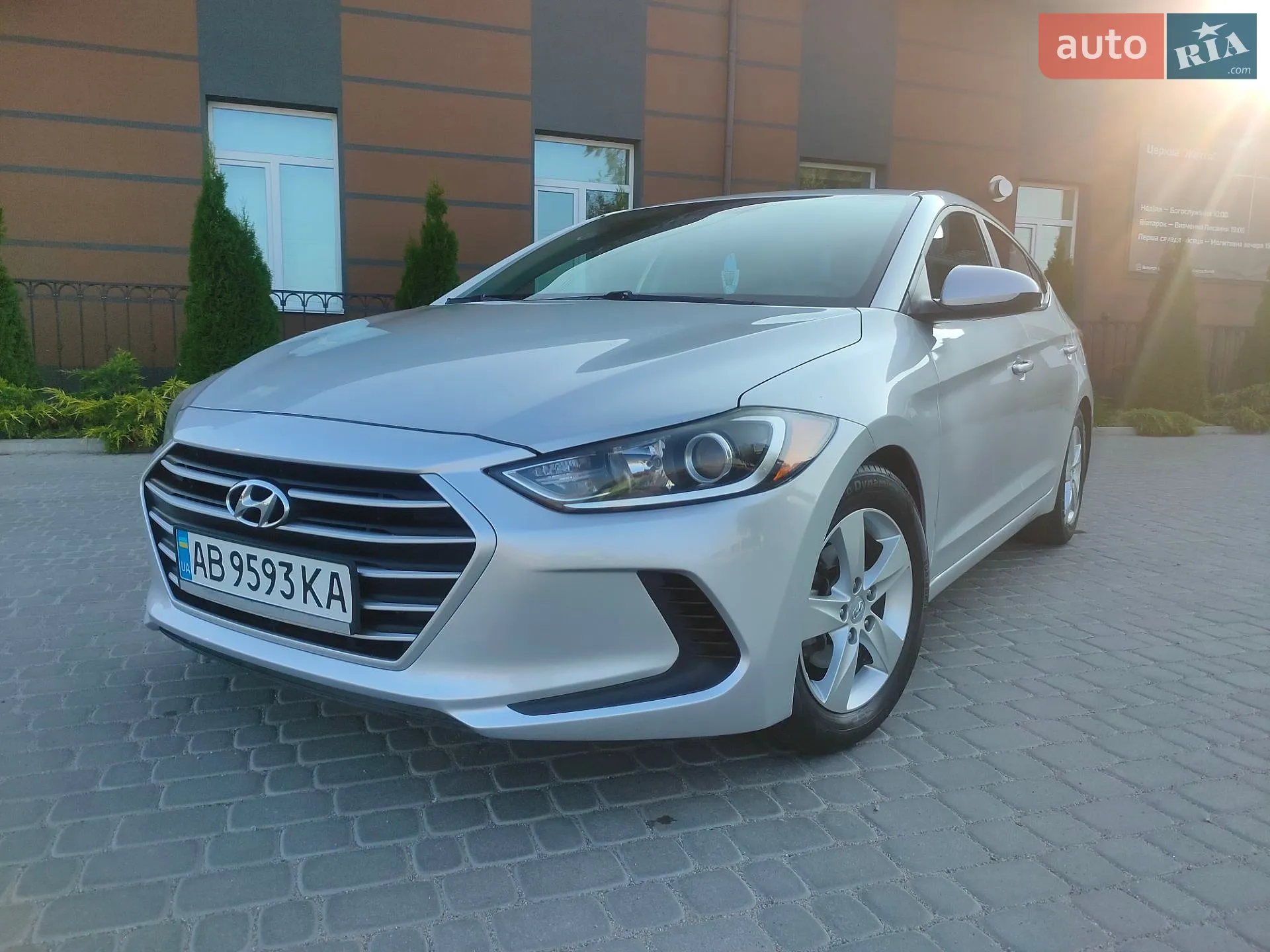 2018 Hyundai Elantra - мініатюра 5