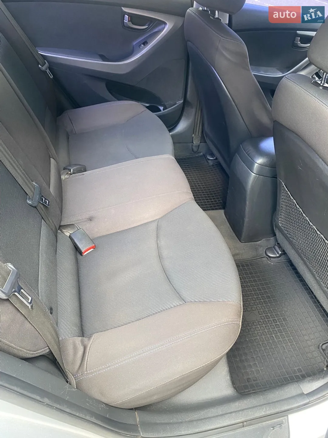 2013 Hyundai Elantra - мініатюра 7