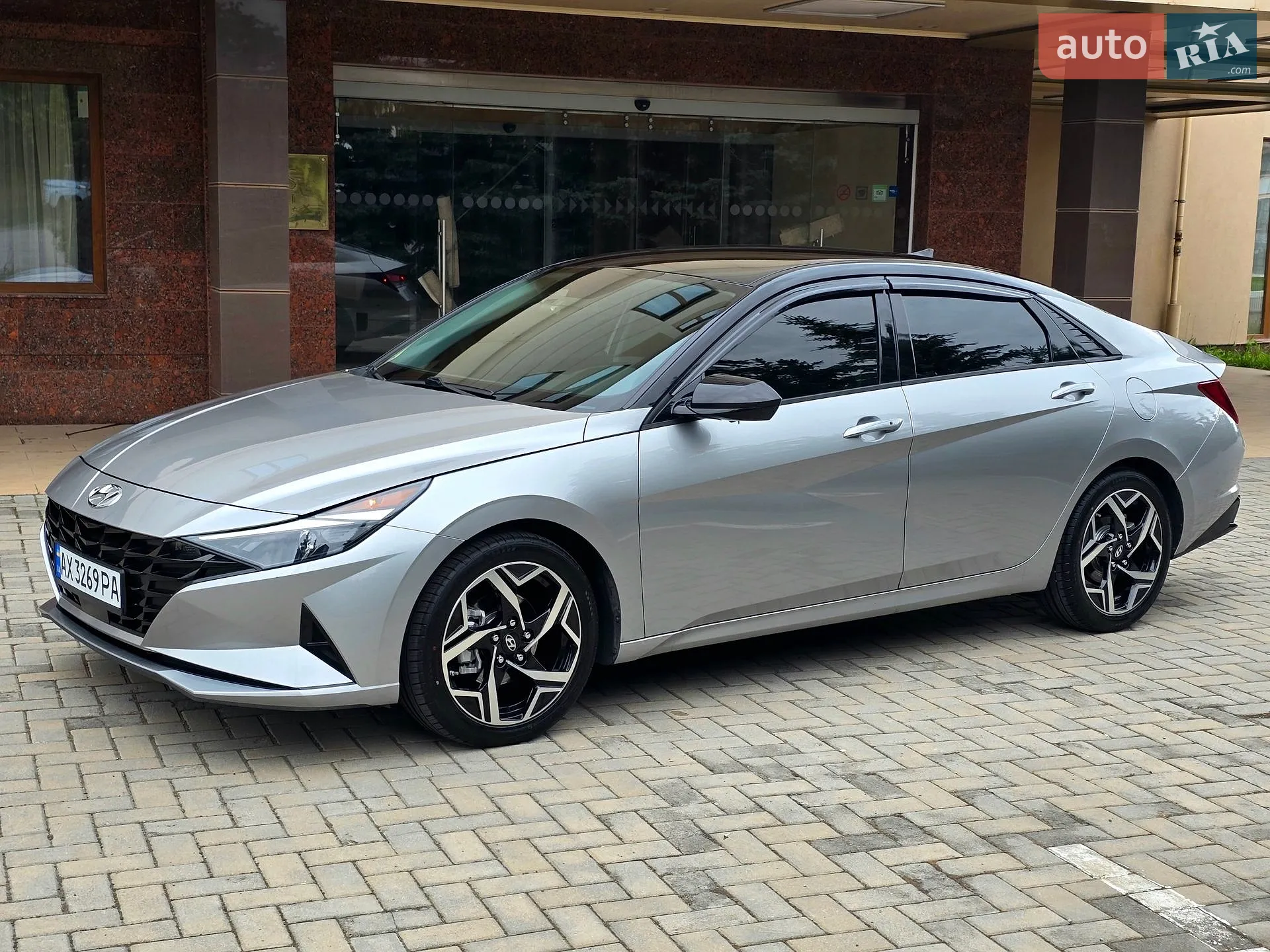 2020 Hyundai Elantra - мініатюра 9