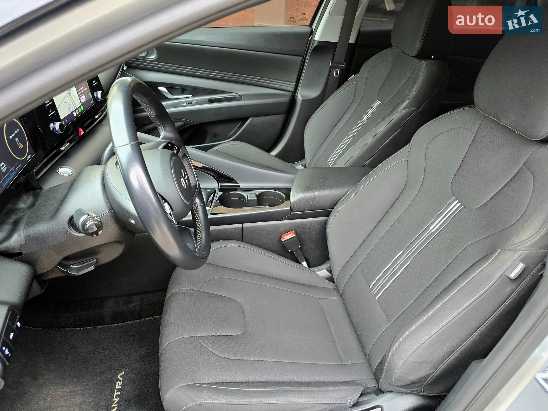 2020 Hyundai Elantra - мініатюра 21