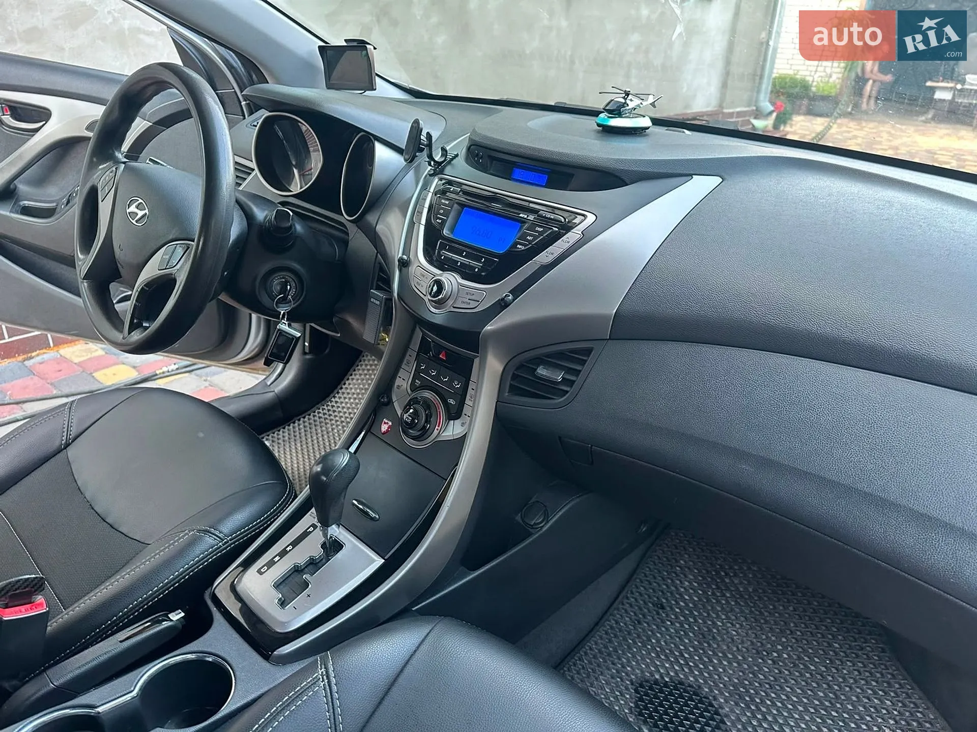 2012 Hyundai Elantra - мініатюра 30