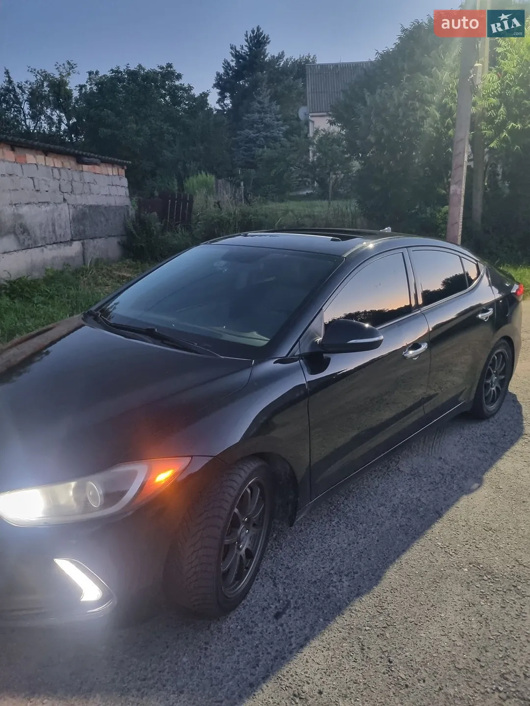 2016 Hyundai Elantra - мініатюра 3