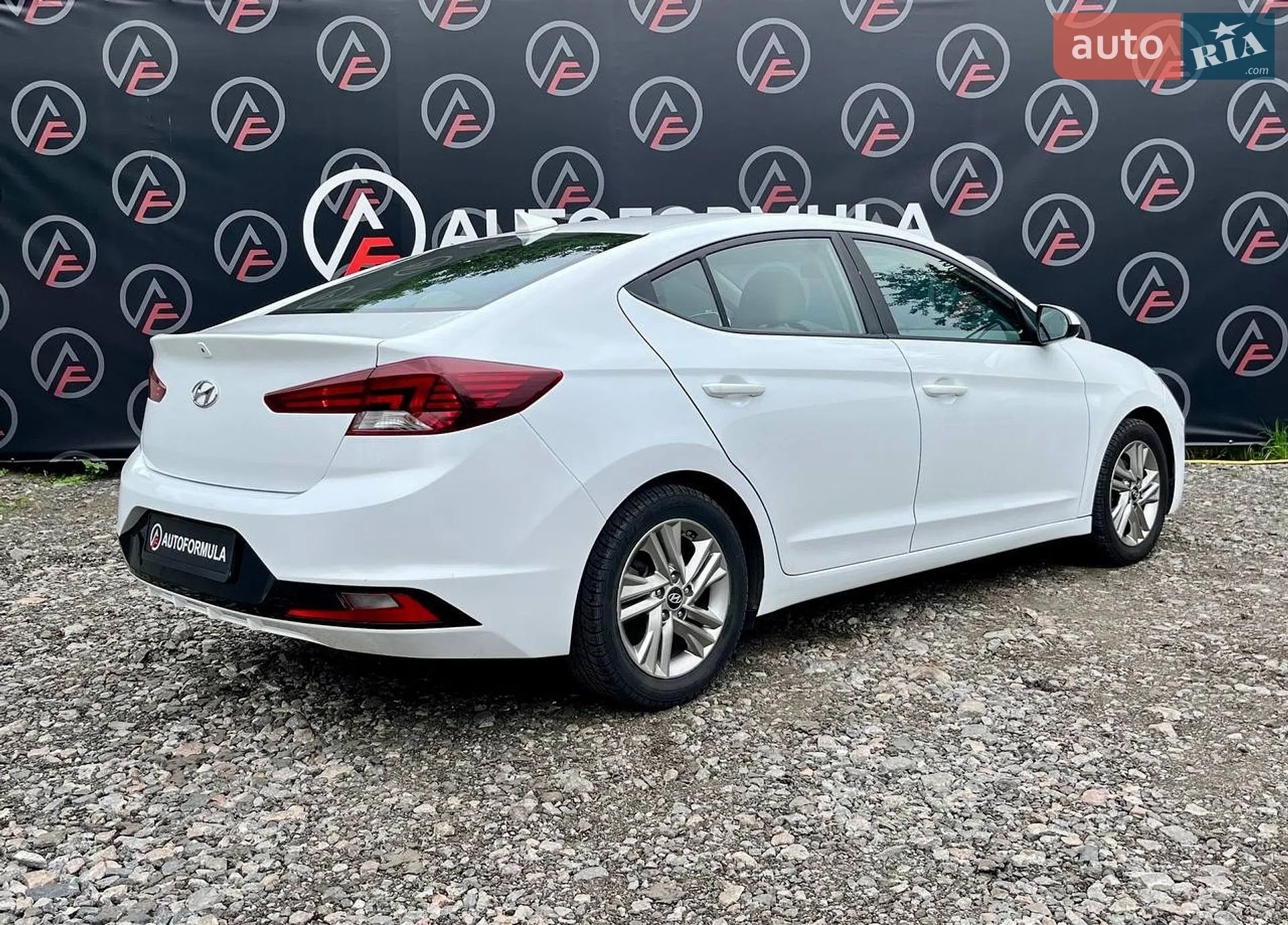 2018 Hyundai Elantra - мініатюра 8