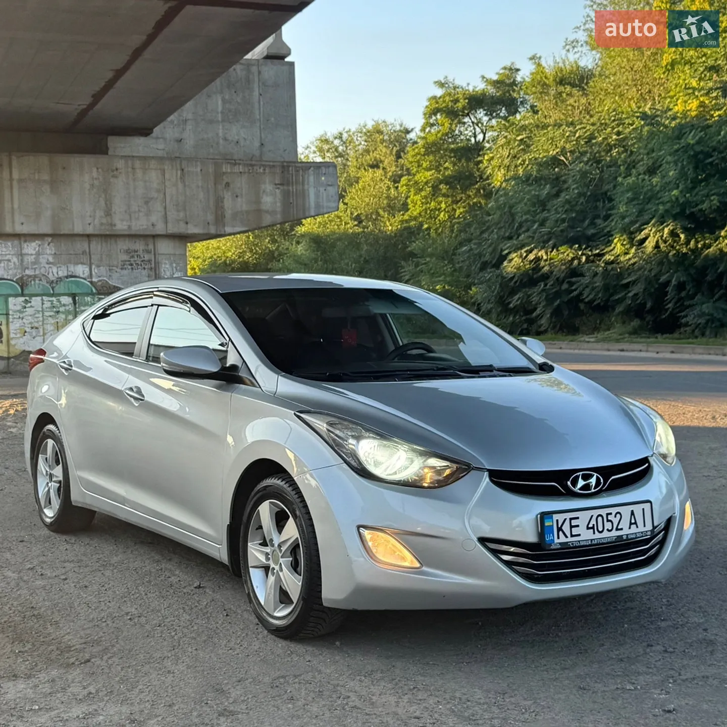 2013 Hyundai Elantra - мініатюра 9