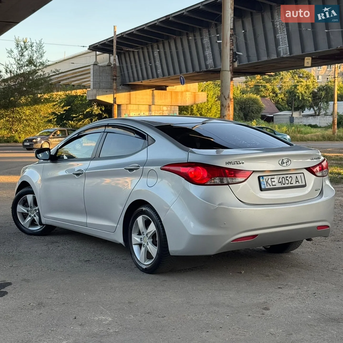 2013 Hyundai Elantra - мініатюра 10