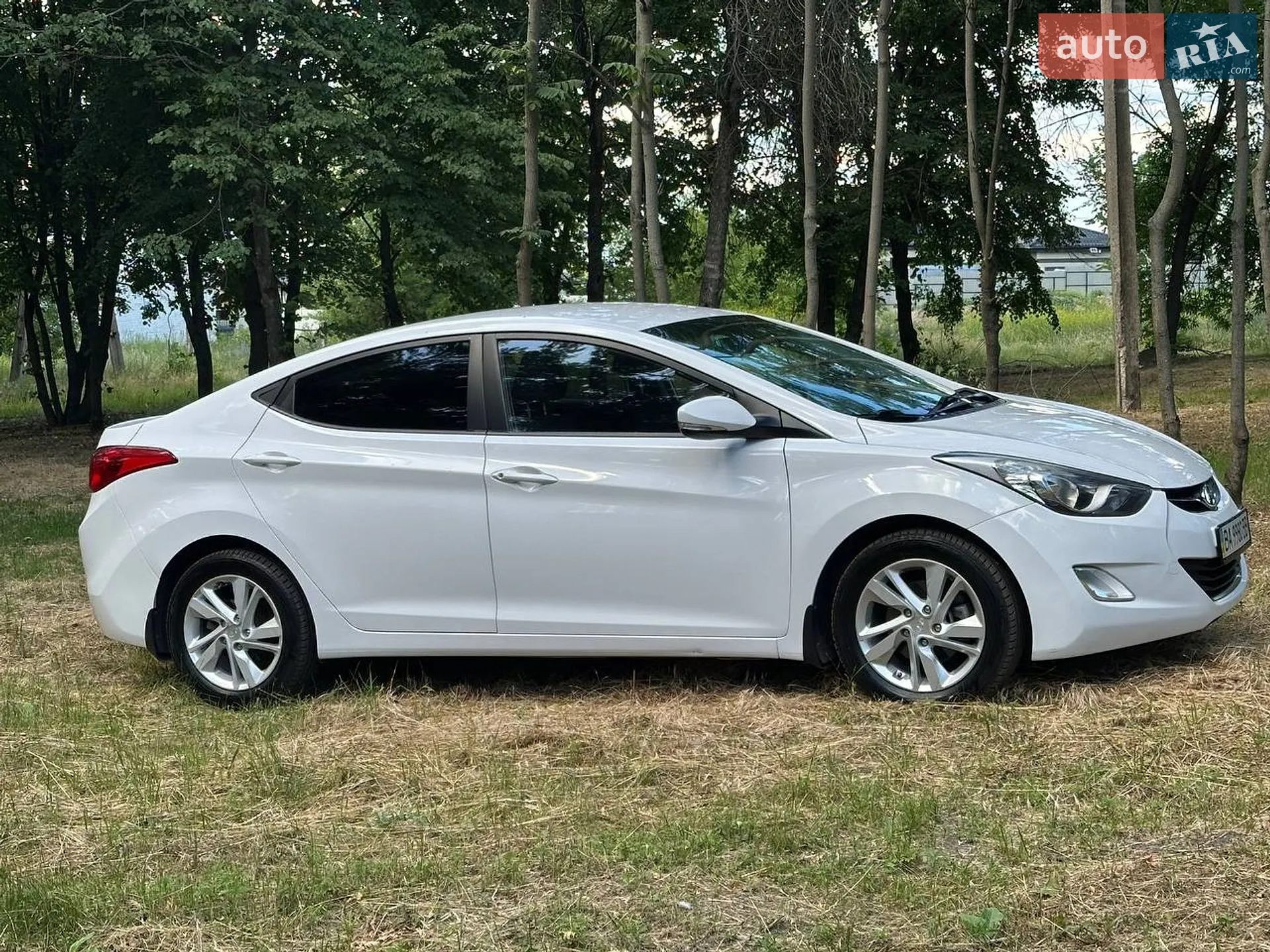 2013 Hyundai Elantra - фото 1