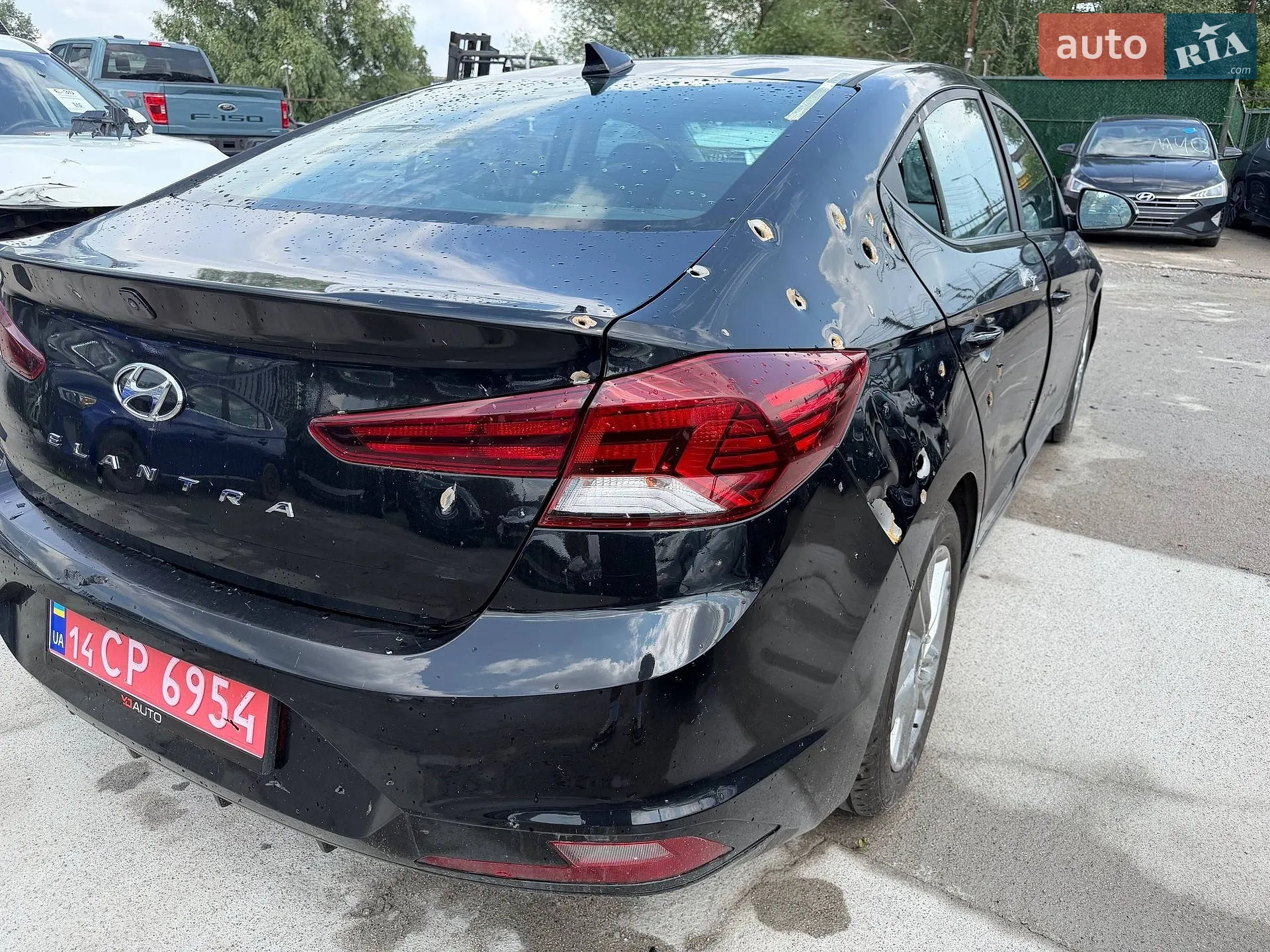 2018 Hyundai Elantra - мініатюра 16