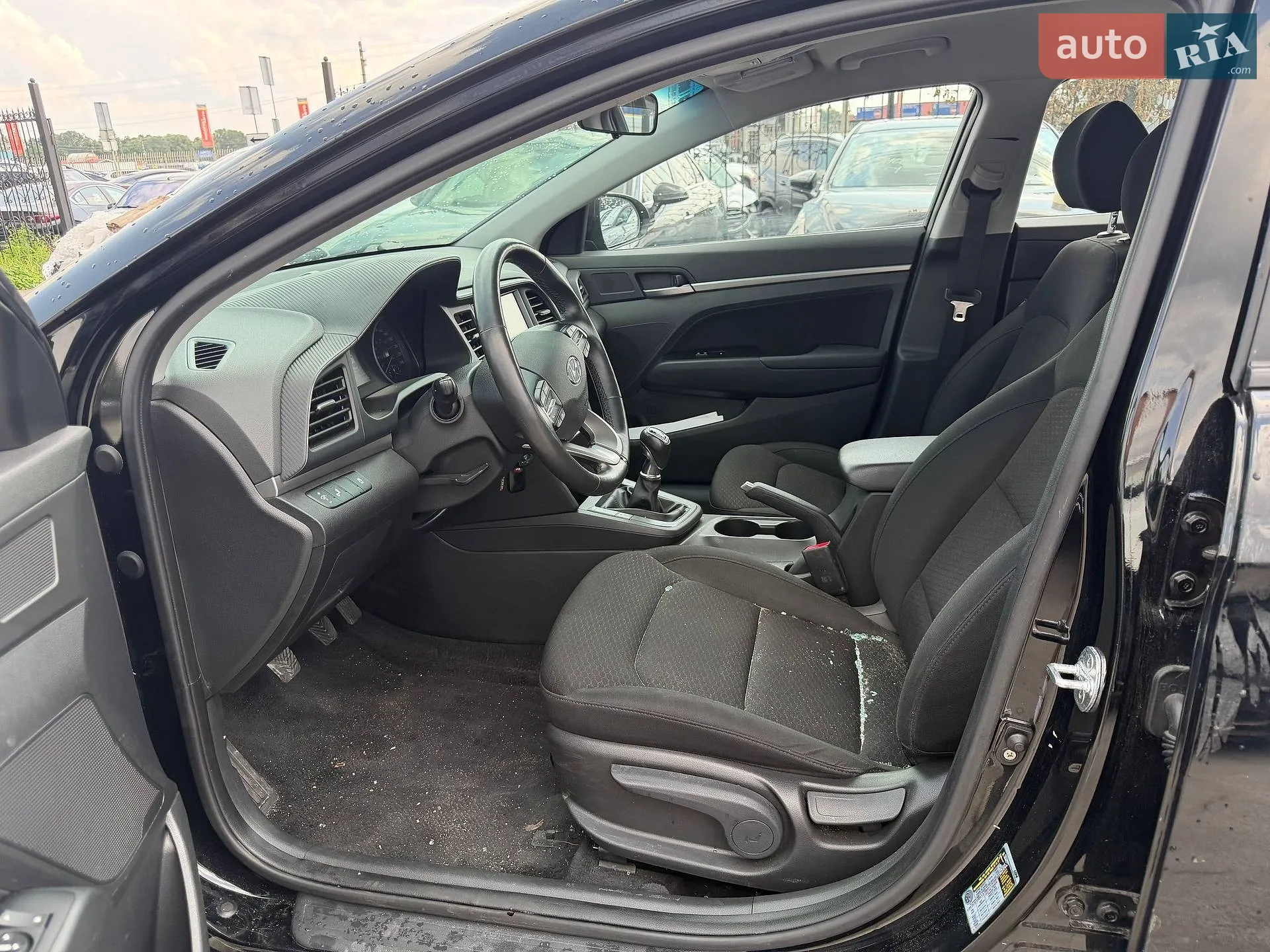 2018 Hyundai Elantra - мініатюра 30