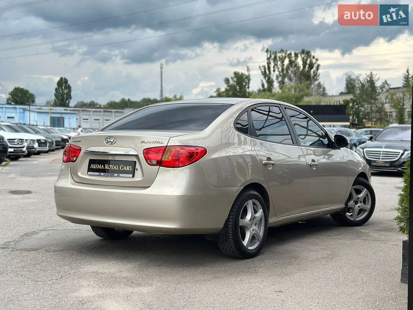 2010 Hyundai Elantra - мініатюра 2