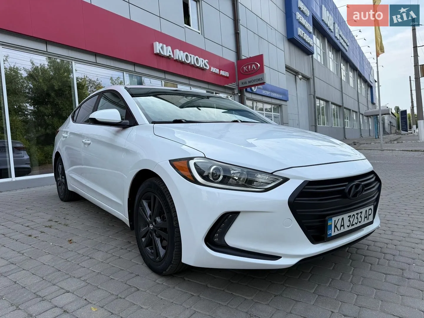 2016 Hyundai Elantra - мініатюра 2