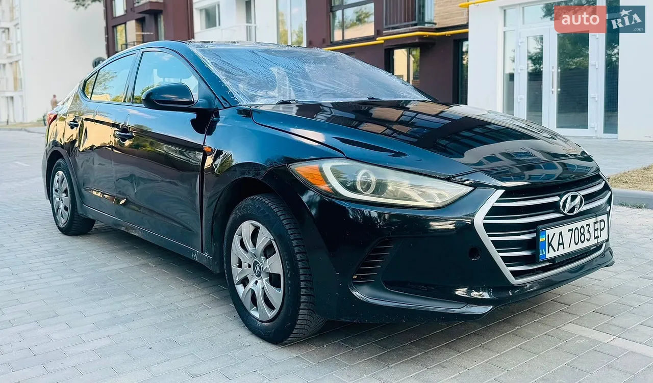 2019 Hyundai Elantra - мініатюра 17