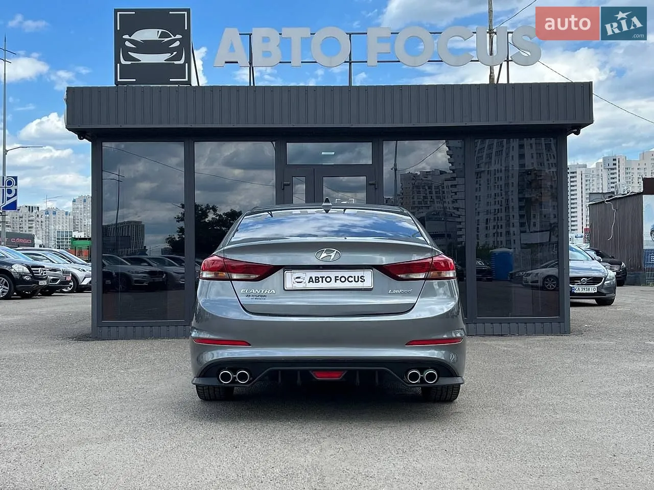 2016 Hyundai Elantra - мініатюра 6