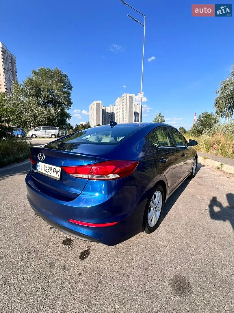 2016 Hyundai Elantra - мініатюра 6