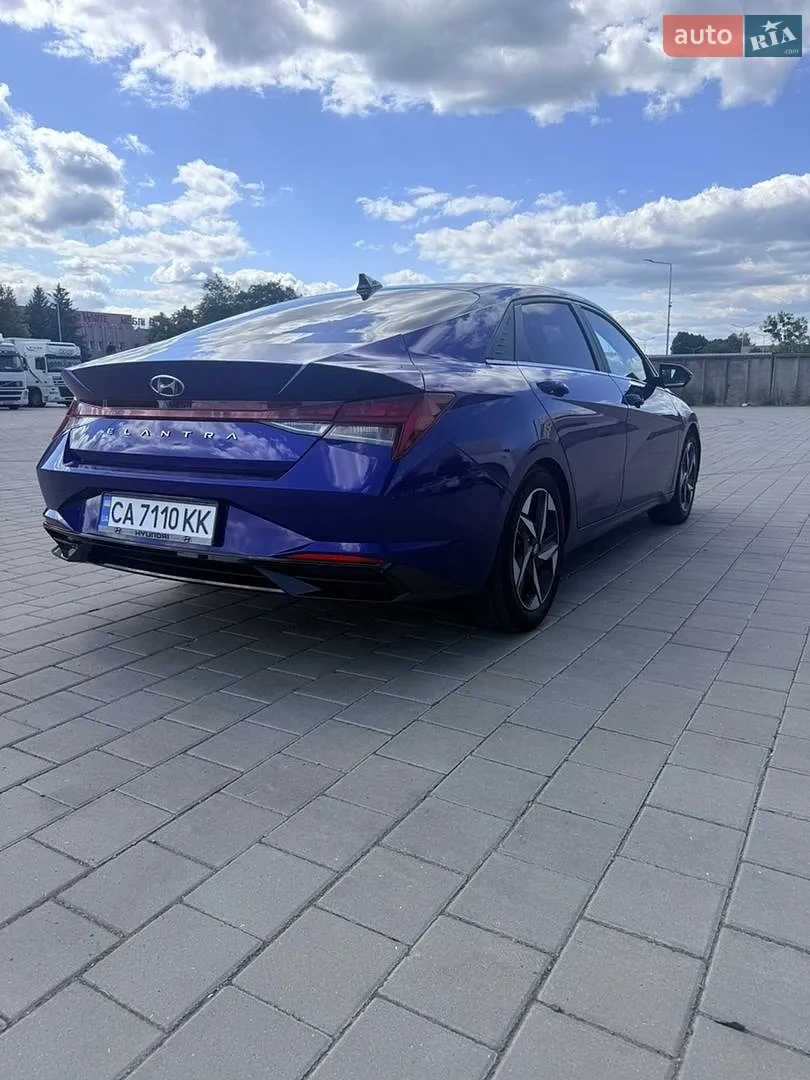 2021 Hyundai Elantra - мініатюра 8