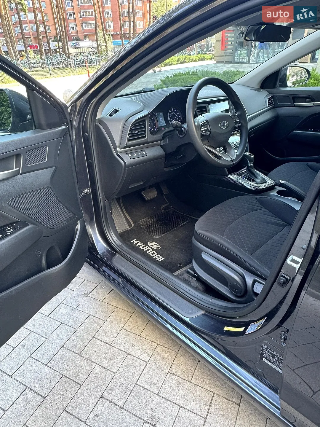 2020 Hyundai Elantra - мініатюра 13