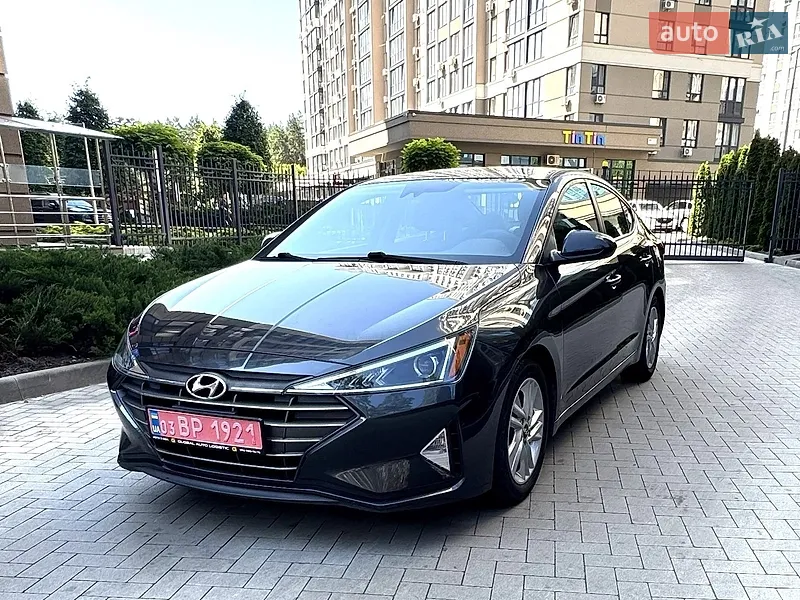 Hyundai Elantra