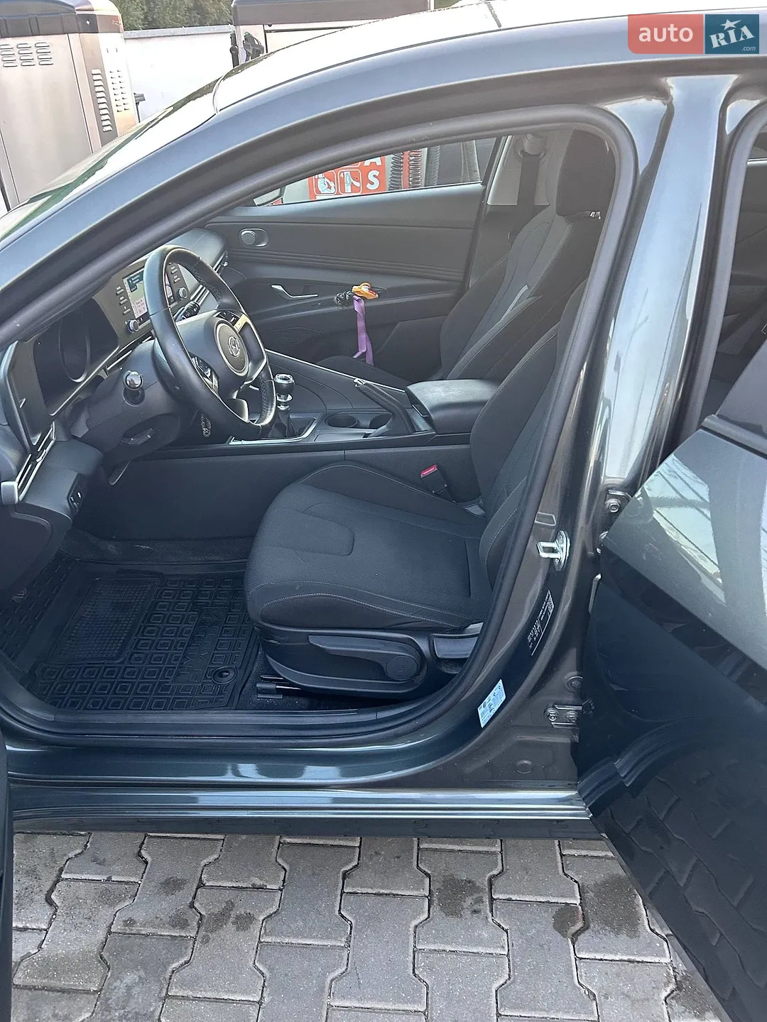2021 Hyundai Elantra - мініатюра 16