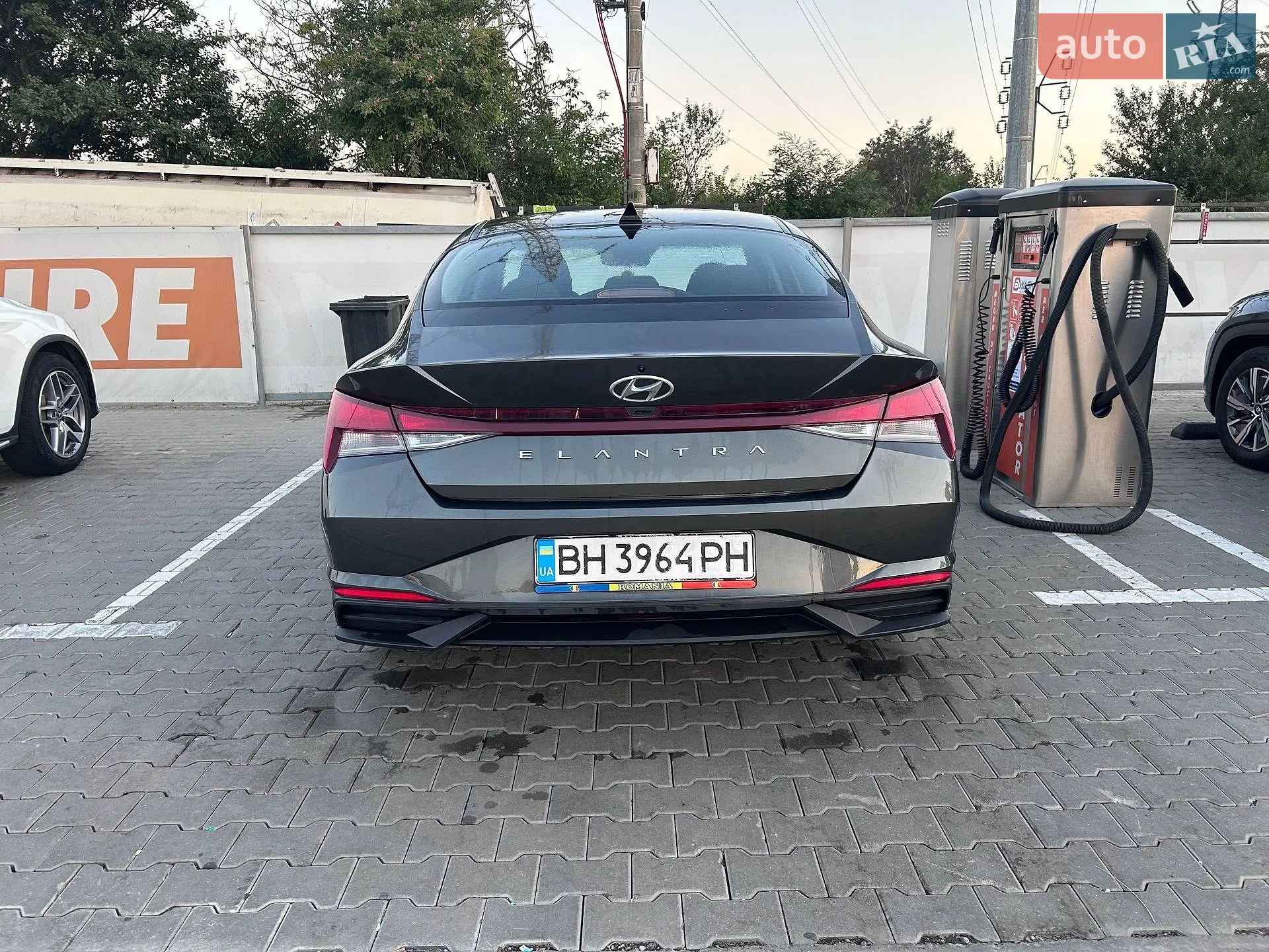 2021 Hyundai Elantra - мініатюра 9