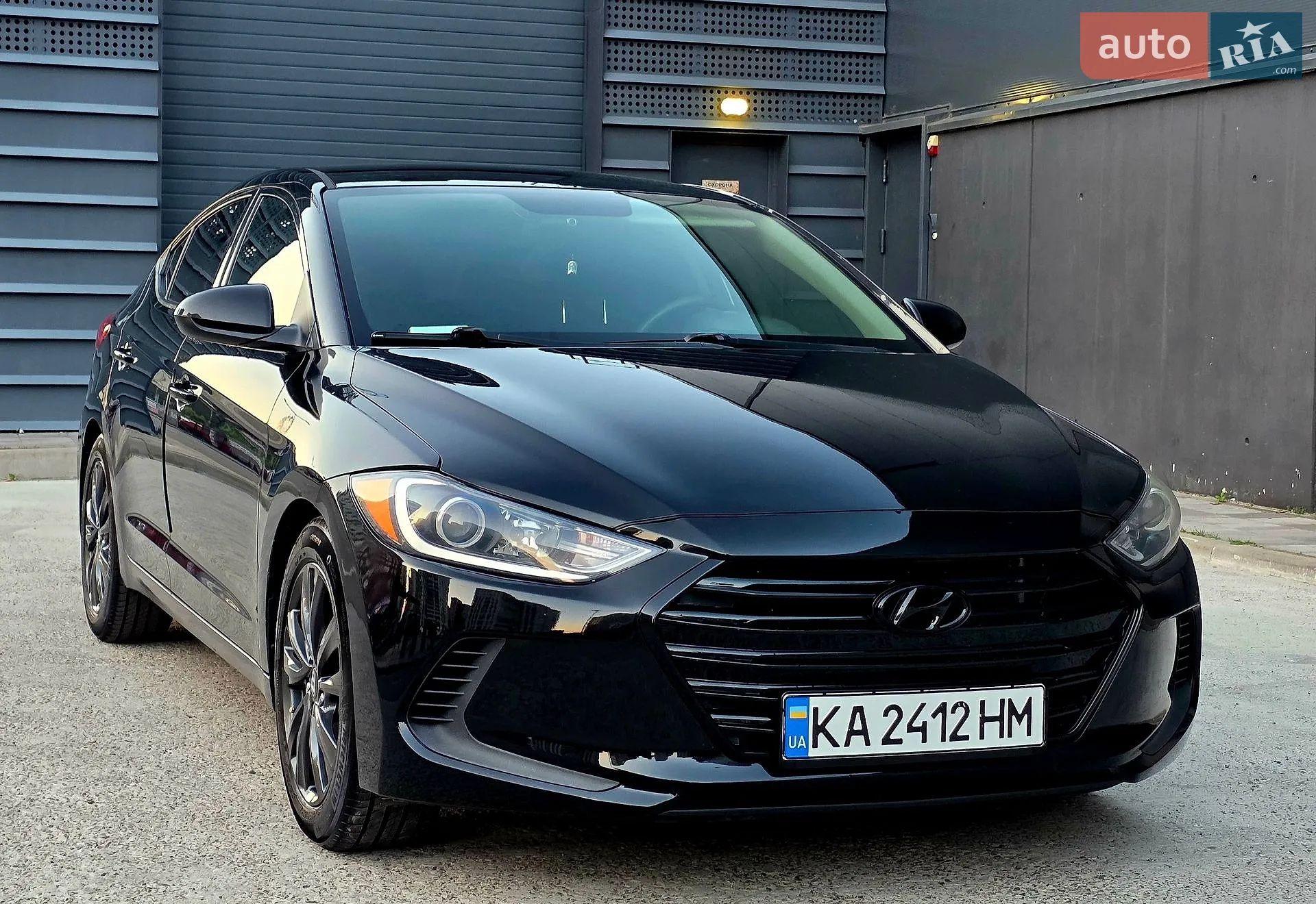 2017 Hyundai Elantra - мініатюра 4