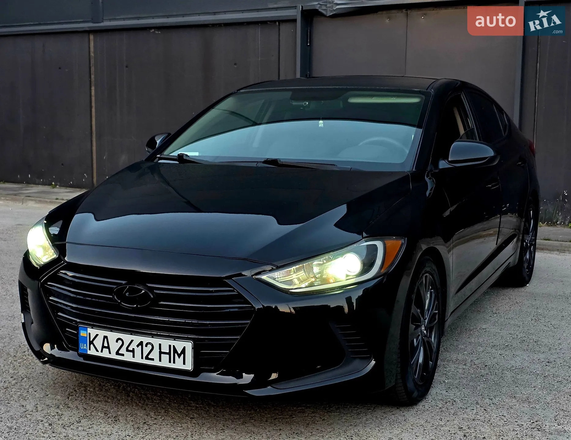 2017 Hyundai Elantra - мініатюра 8
