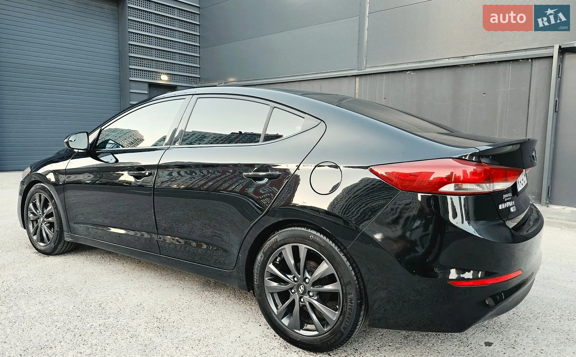 2017 Hyundai Elantra - мініатюра 10