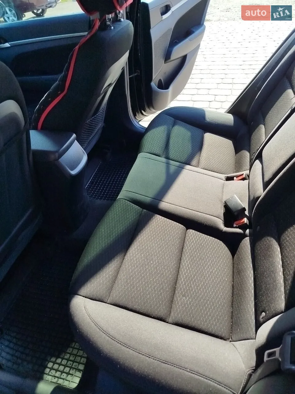 2019 Hyundai Elantra - мініатюра 10
