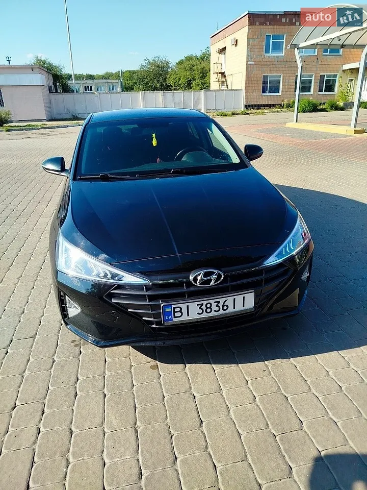 2018 Hyundai Elantra - мініатюра 20