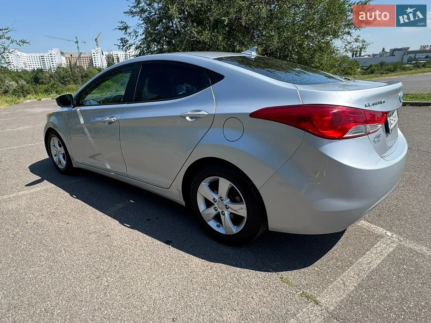 2013 Hyundai Elantra - мініатюра 12
