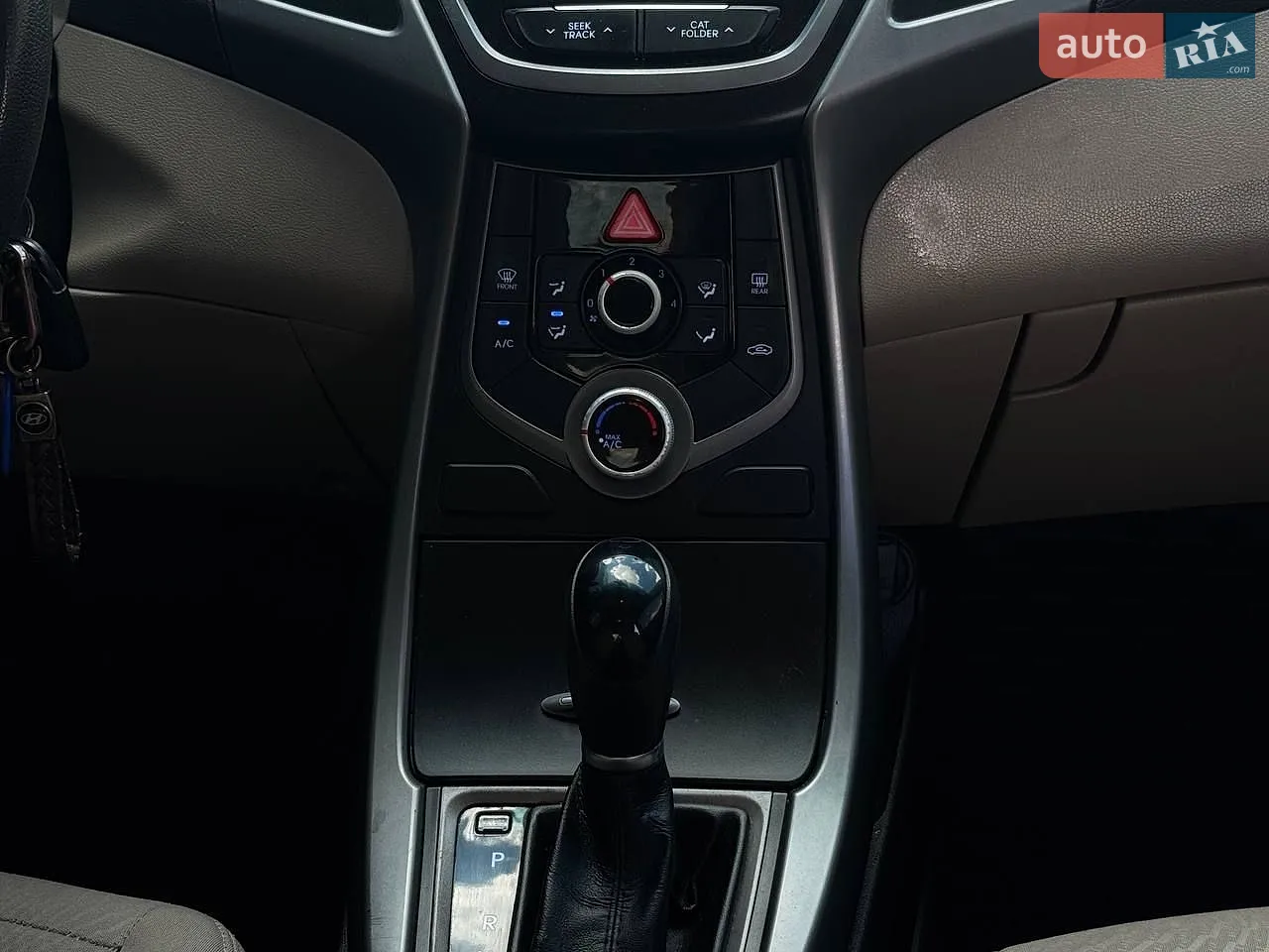 2014 Hyundai Elantra - мініатюра 8