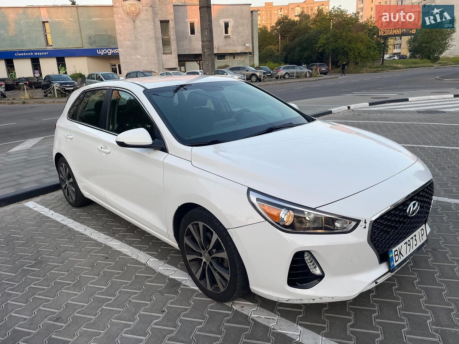 2018 Hyundai Elantra - мініатюра 5