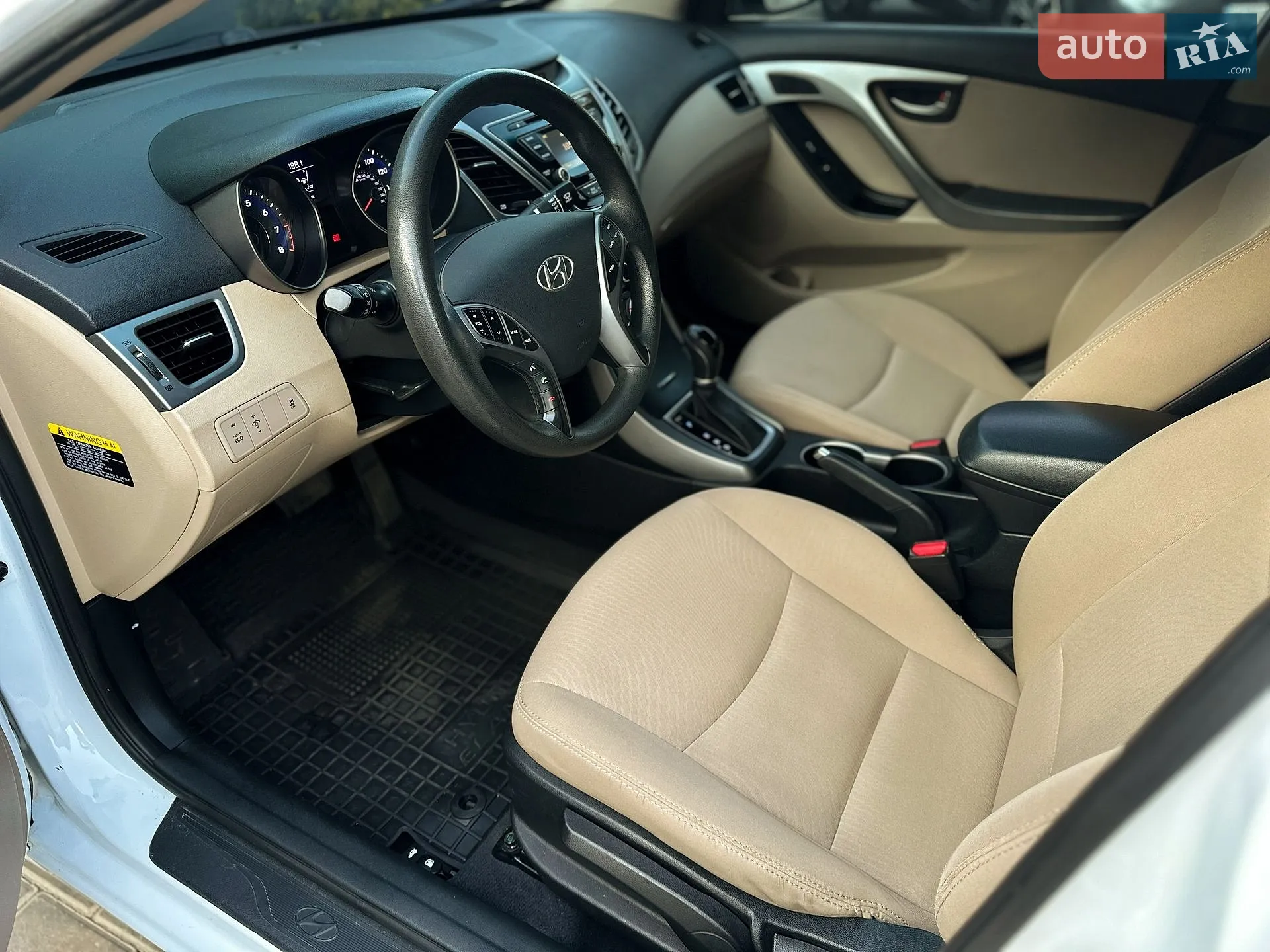 2015 Hyundai Elantra - мініатюра 35