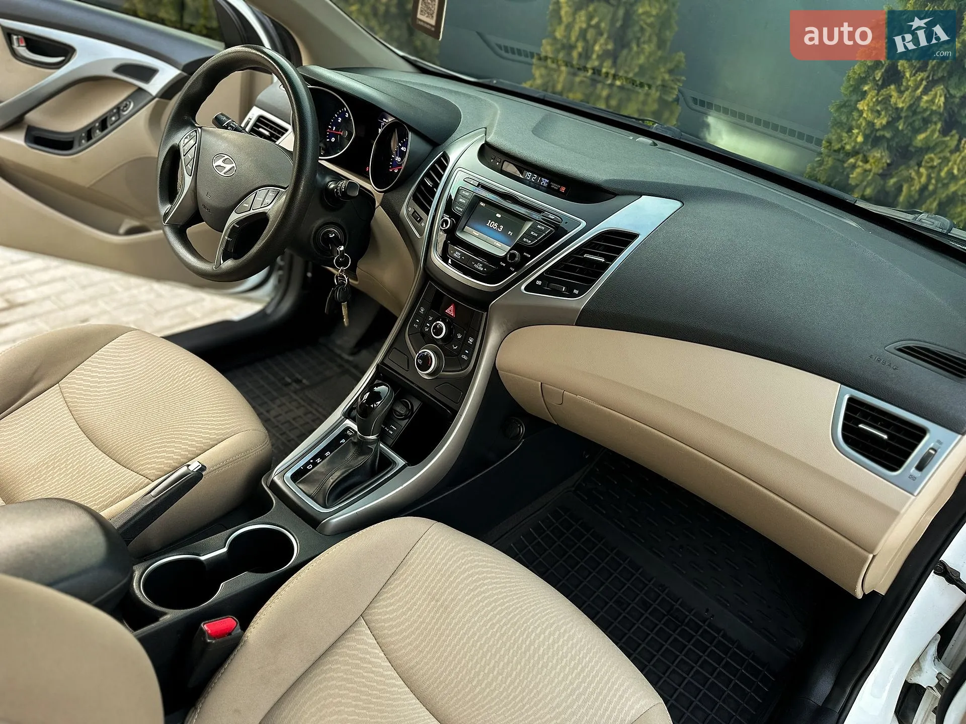 2015 Hyundai Elantra - мініатюра 52