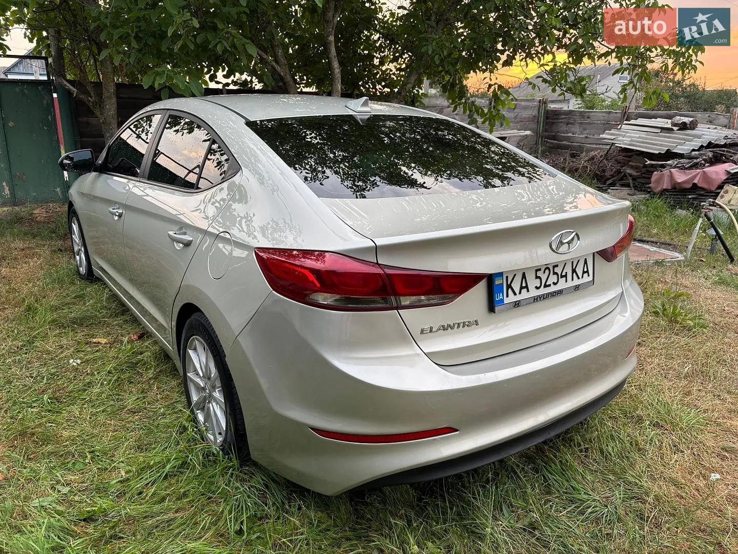 2016 Hyundai Elantra - мініатюра 6